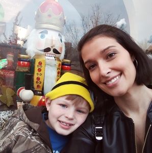 Meet your Posher, Crystal